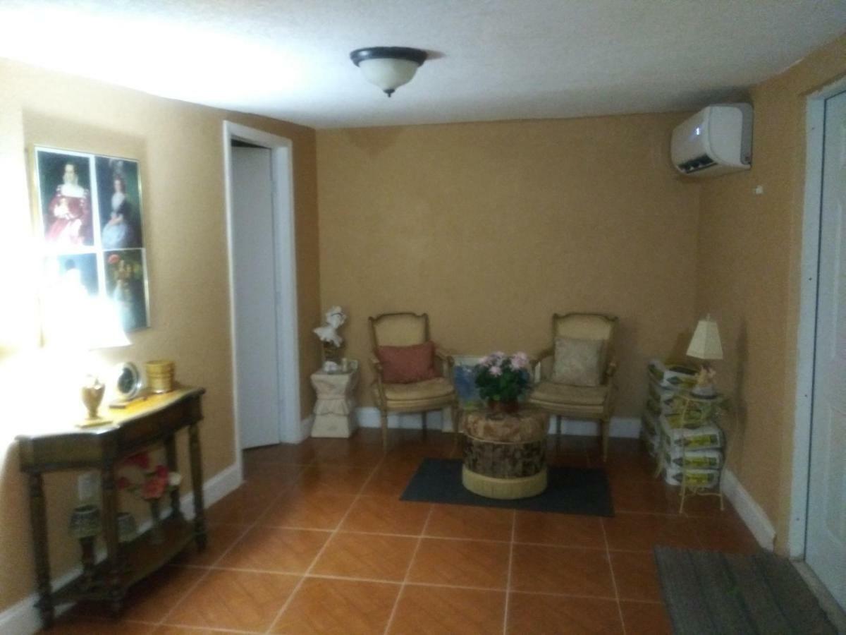 מיראמר Bon Soleil Stadium Guesthome מראה חיצוני תמונה